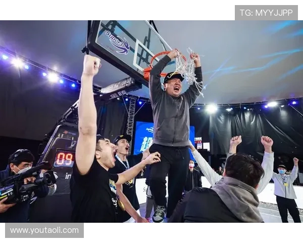 唐才育盛赞金牛底蕴 誓助球队卫冕再攀高峰(2)