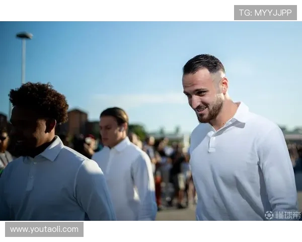 尤文官宣二队主帅布兰比拉续约至 2027 年：深耕青训助力复兴计划(1)